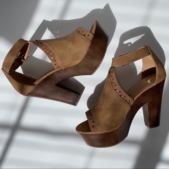 🆕 Report BROOKE Brown Platform Heels Sandals NWOT - Picture 2 of 8